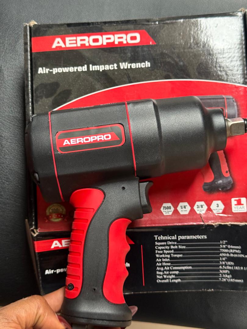 Aeropro compressed air impact screwdriver